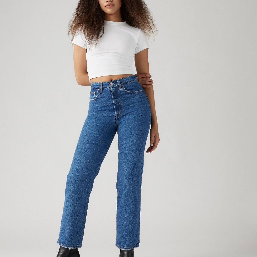 Levi's Ribcage Straight Ankle Women's Jeans Color: Jazz Pop 26WX29L